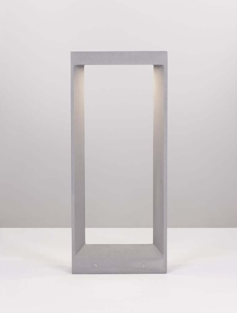 Cairo LED Außenwegeleuchte 3000K Grau IP65 in modernem Beton-Design für elegante Außenbeleuchtung.