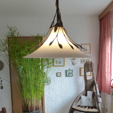 Campana candeeiro suspenso Ø 47 cm em decoração acolhedora com plantas