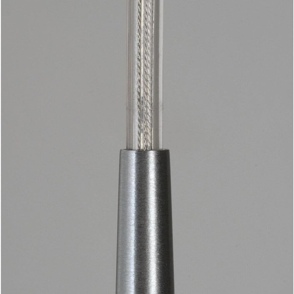 Casablanca Esstischlampe Ball 4-flammig im Detail mit Metallbasis und transparentem Kabel.