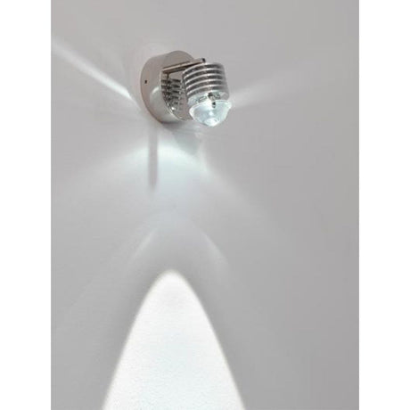 Catellani & Smith LED applique murale EC 301 avec base noire et détails en laiton.