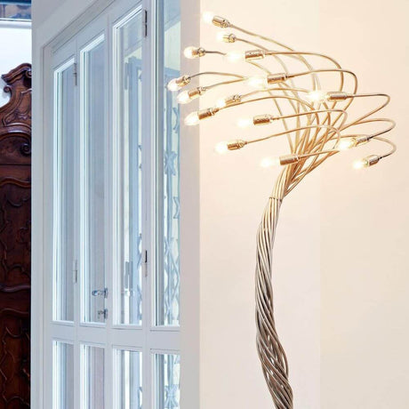 Catellani & Smith Sottovento 15 LED Stehleuchte Flex 180-200cm Dimmbar in modernem Wohnambiente