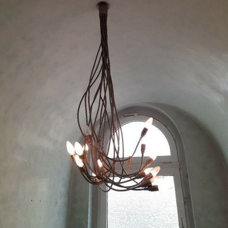 Catellani & Smith Turciù 16 LED suspension Flex de 160 cm de long avec bras flexibles et lumière chaude.