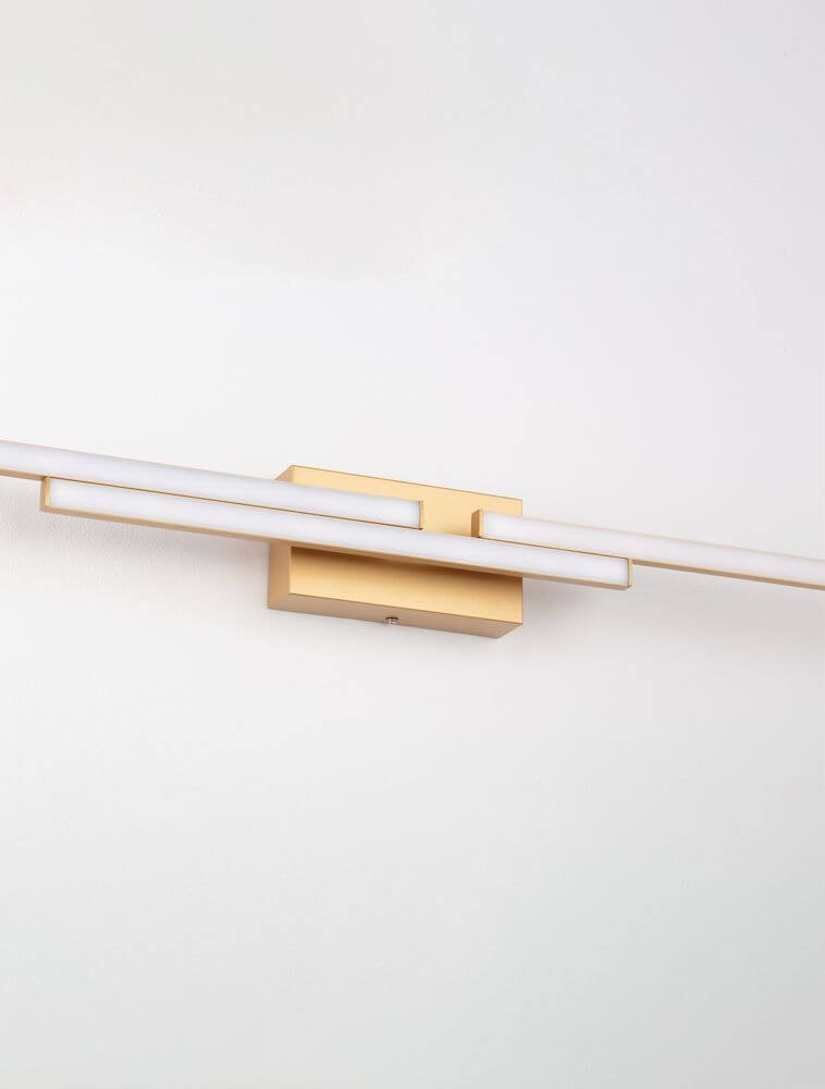 Chart LED Wandleuchte 3-flammig 3000K in elegantem mattem Gold mit modernem Design.