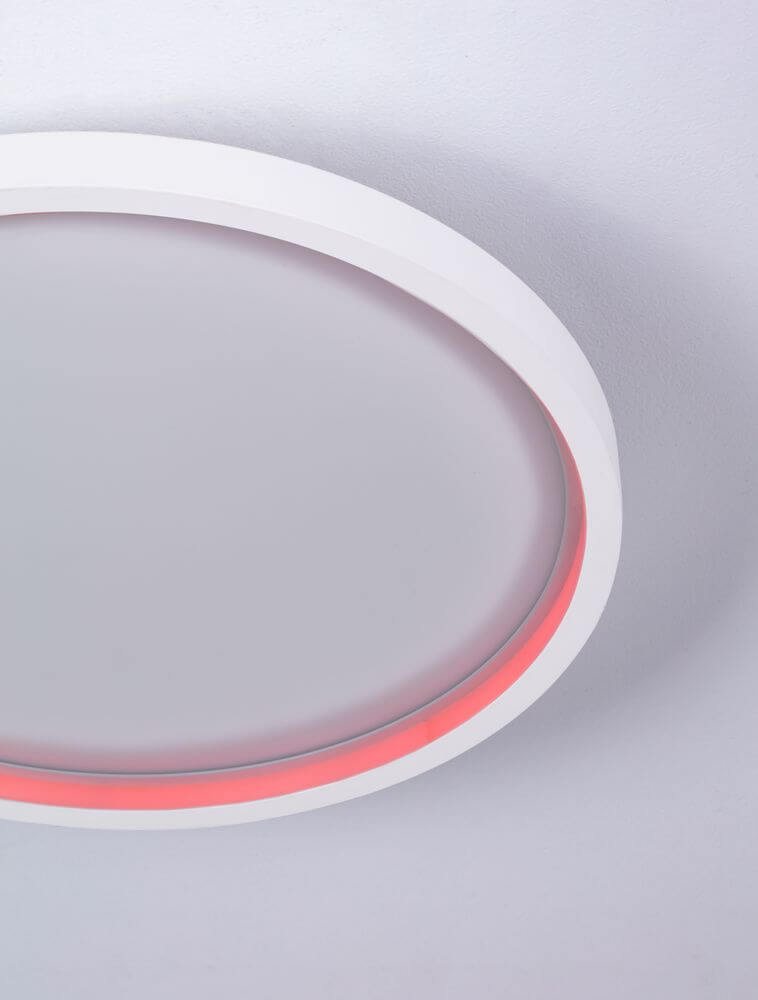 Chet LED Deckenleuchte 2-flammig 2700 5000K Weiß mit modernem Design und pastellfarbener Akzentbeleuchtung.