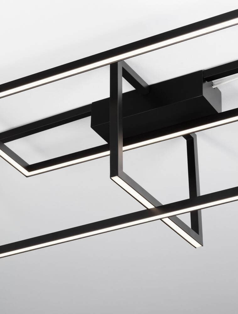 Clea LED Deckenleuchte 92cm 3-flammig 3000K Schwarz mattes Metall und opales Acryl Design