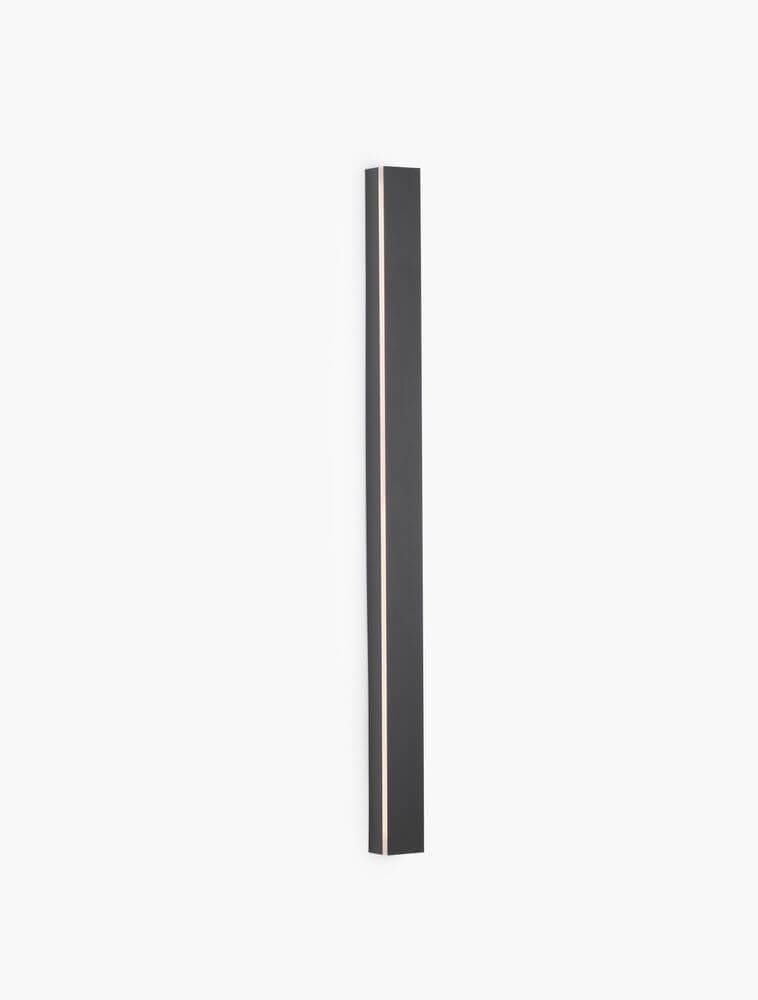 Colby LED Wandleuchte 3000K Schwarz in elegantem, schmalem Design aus schwarzem Aluminium.