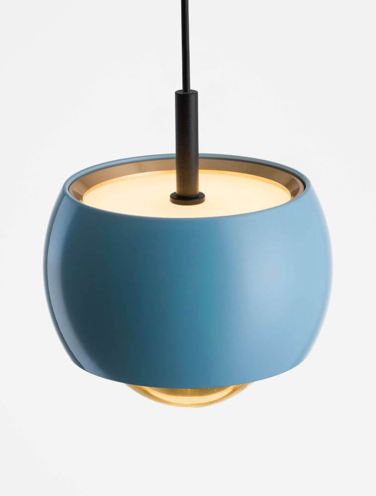 Conga LED Pendelleuchte Ø 9,6cm 3000K in elegantem Design mit blauer Oberfläche und goldener Innenseite.