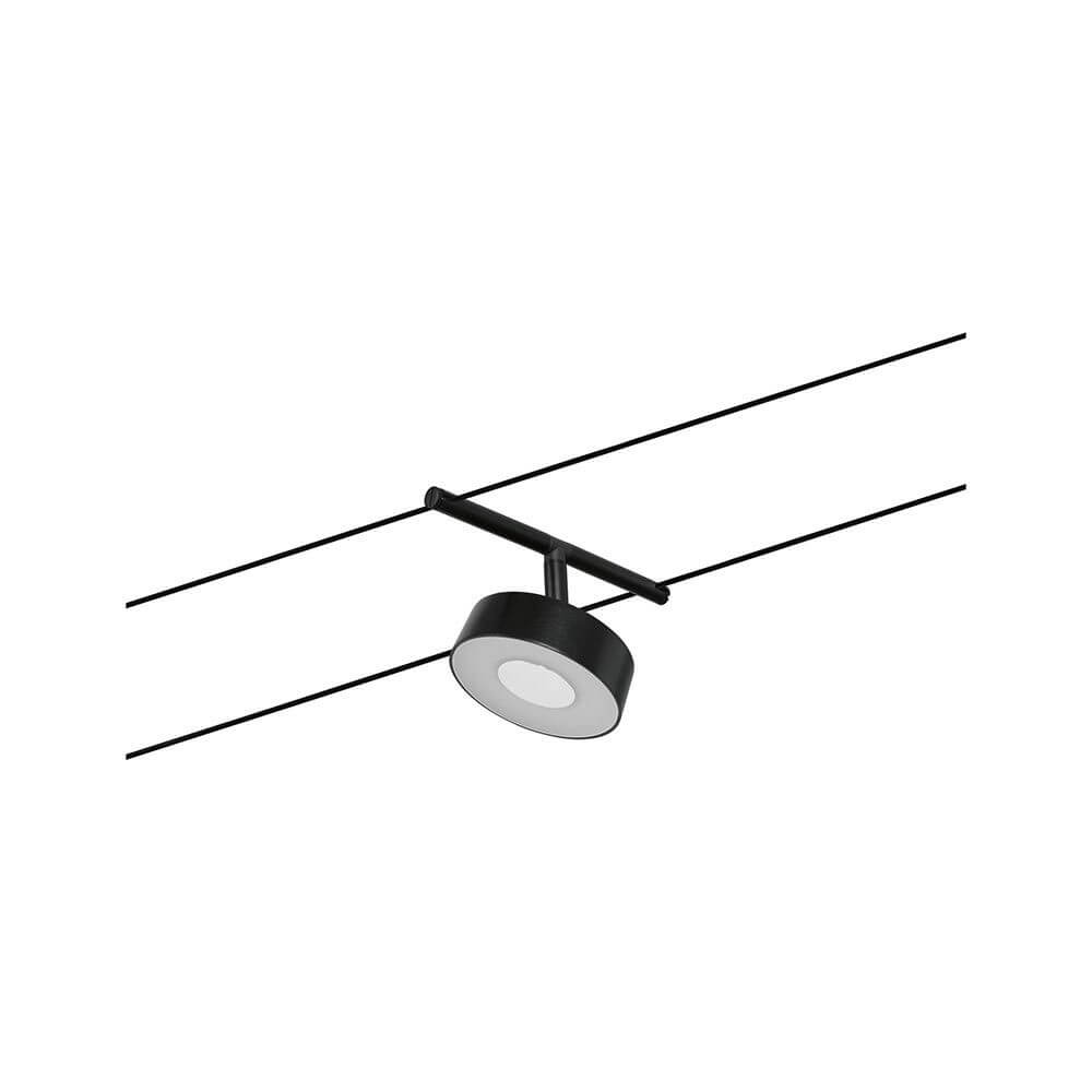 CorDuo LED Seilsystem Circle Basis-Set Schwarz-Matt, Chrom mit LED-Spot an Seil montiert.