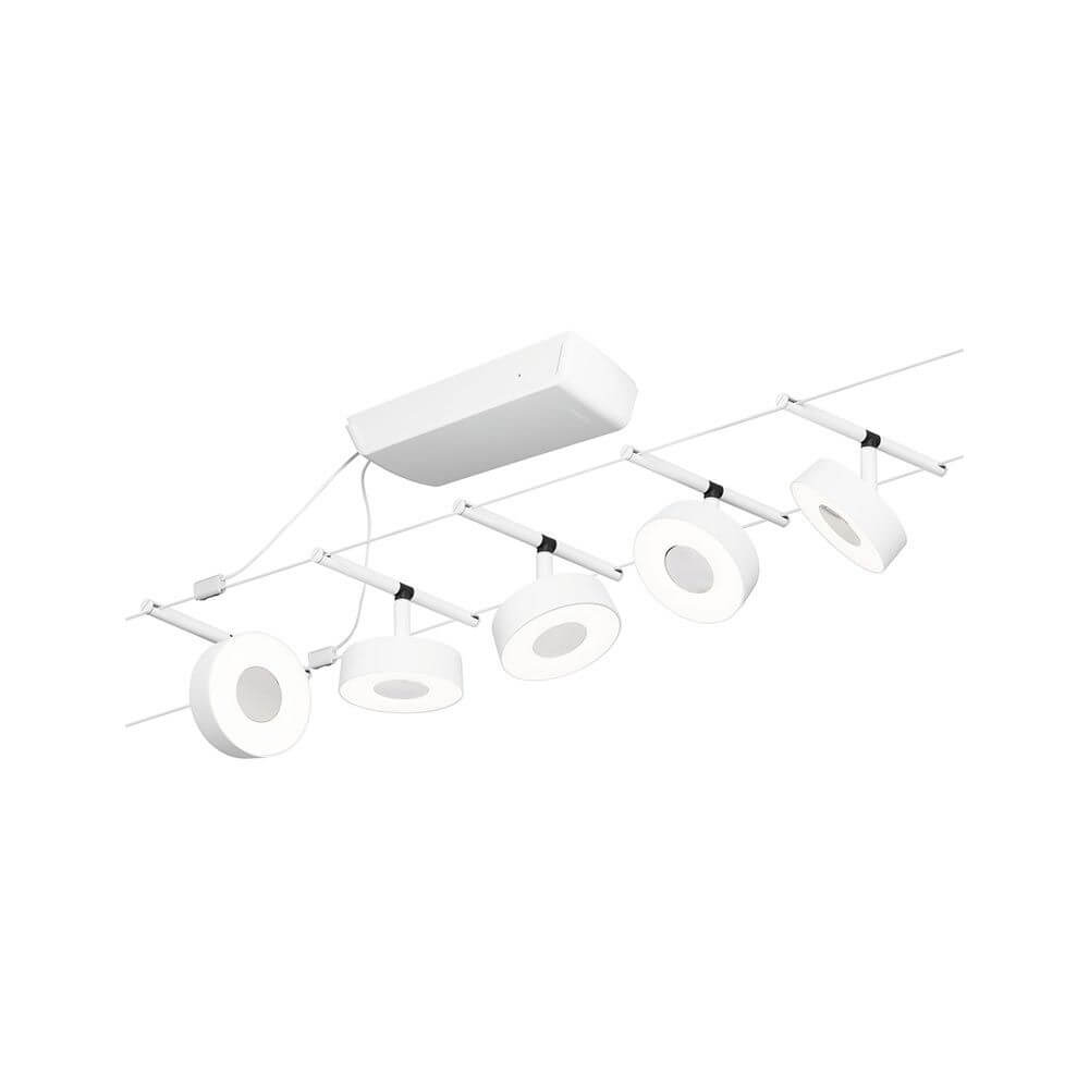 CorDuo LED Seilsystem Circle Basis-Set Weiß, Chrom mit 5 LED-Spots an Decke montiert.