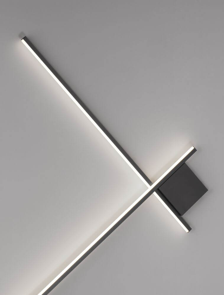 Cross LED Wandleuchte 80cm 2-flammig 2700K