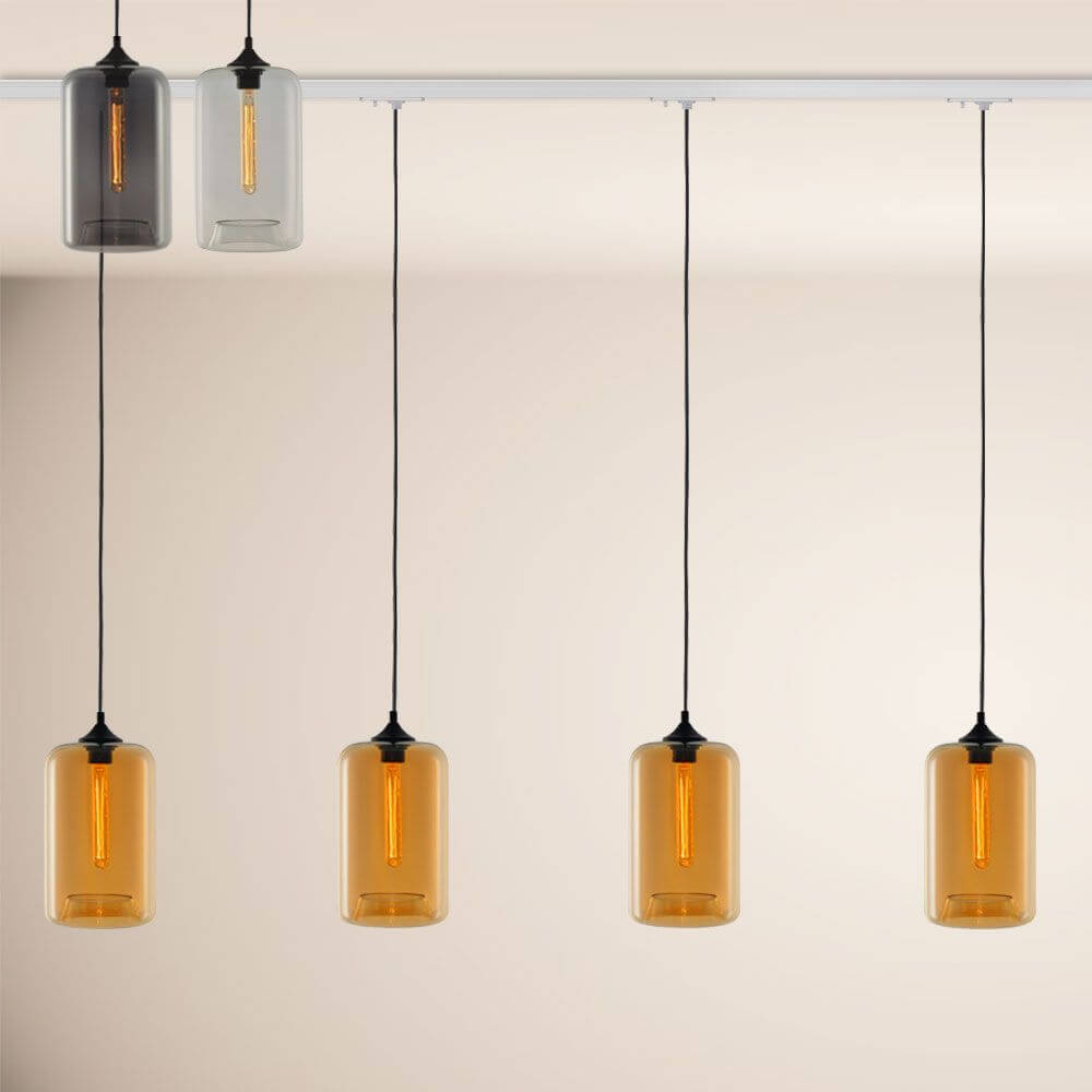 s.luce Cruet Up Esstisch-Pendellampe 1-Phasen-Schiene Endeinspeiser mit mehreren Hängelampen in verschiedenen Farben.