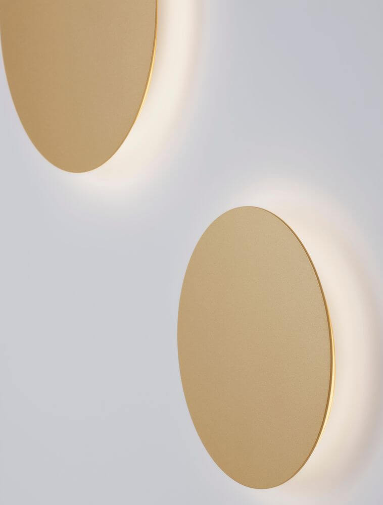 Cyrcle LED Wandleuchte Ø 30cm 3000K in elegantem Gold-Finish für stimmungsvolles Licht.