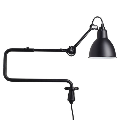 DCWéditions Gras N°303 Wandlampe mit Ausleger in einem modernen, industriellen Design aus Stahl.