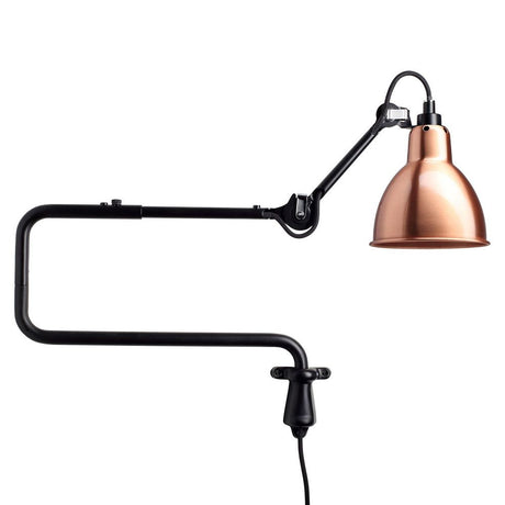 DCWéditions Gras N°303 Wandlampe mit Ausleger in schwarzem und kupferfarbenem Design.