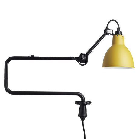 DCWéditions Gras N°303 Wandlampe mit Ausleger in Schwarz und Gelb, ideal für industrielleInneneinrichtungen.