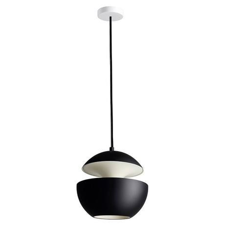DCWéditions Here Comes The Sun Ø 25 cm LED-pendellampe i moderne design med svart og hvit fargekombinasjon