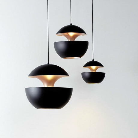 DCWéditions Here Comes The Sun Ø 45cm LED-pendellampe i tre forskjellige størrelser, moderne og stilfull belysning.