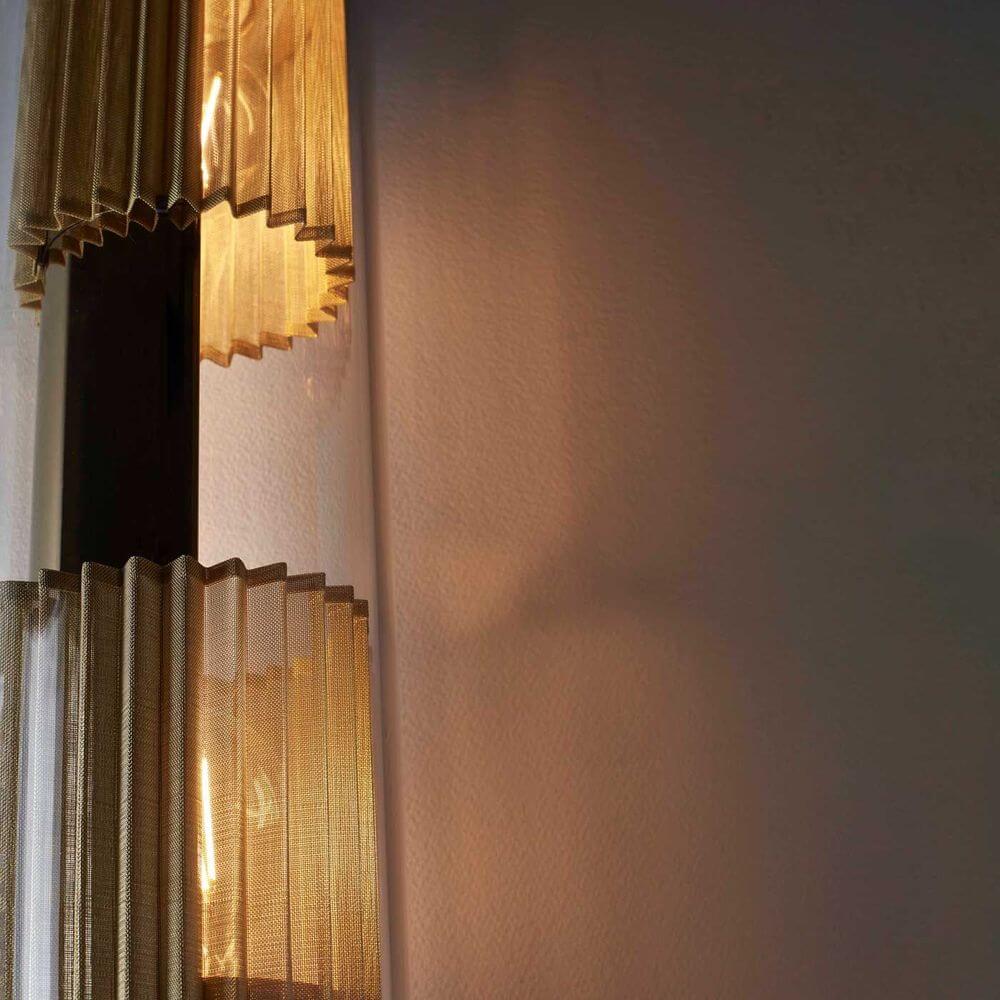 DCWéditions Wandleuchte In The Tube 120-1300. Detailansicht der Wandleuchte mit Borosilikatglas-Reflektor.