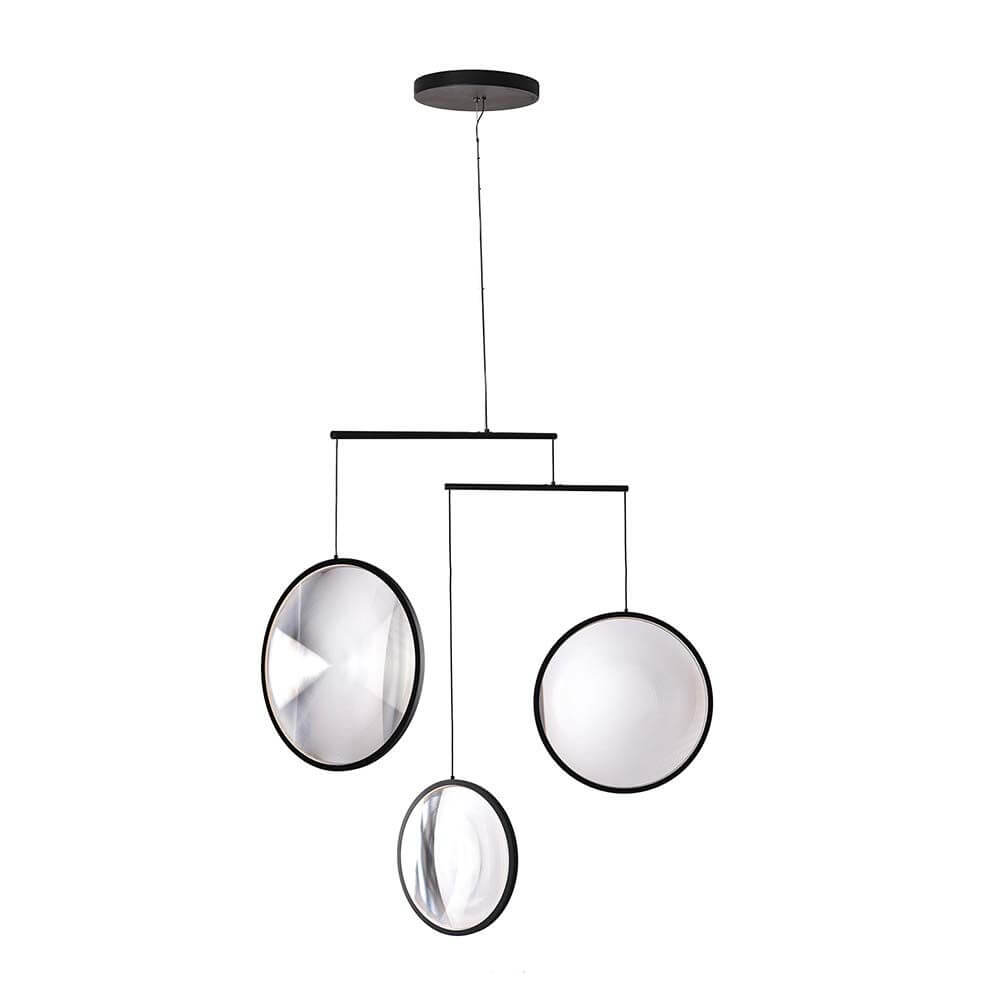 DCWéditions Focus LED Hängeleuchte Komposition mit 3 leuchtenden Scheiben in modernem Design.