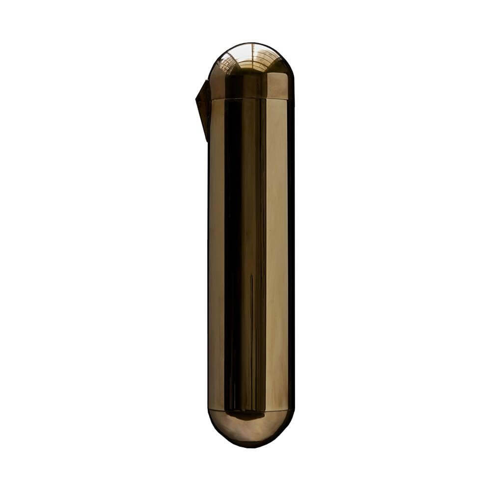 DCWéditions ISP LED Wandleuchte Messing in eleganter, minimalistischer Ausführung.