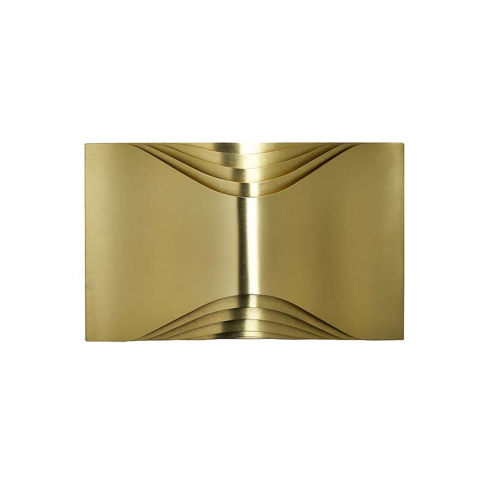 DCWéditions Respiro LED Wandleuchte aus eloxiertem Aluminium in Gold, modernes Design, warme Lichtatmosphäre.