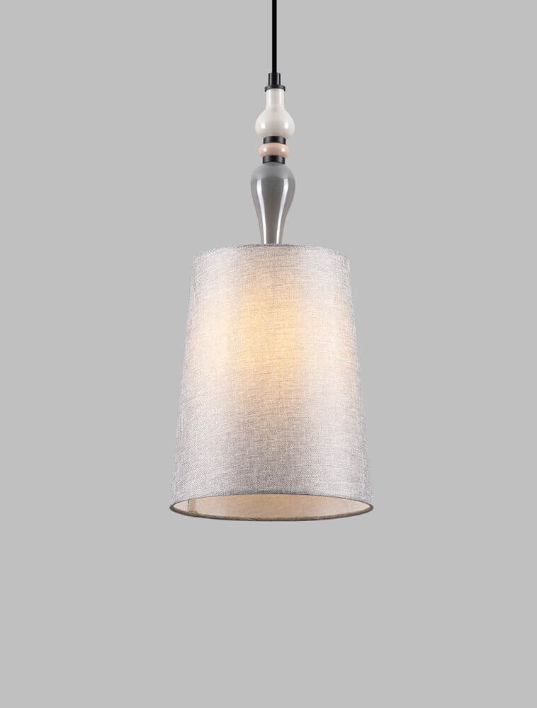 Damo Pendelleuchte Ø 22cm mit elegantem Stoffschirm und Metallaufhängung, ideal für Küchen und Esszimmer.
