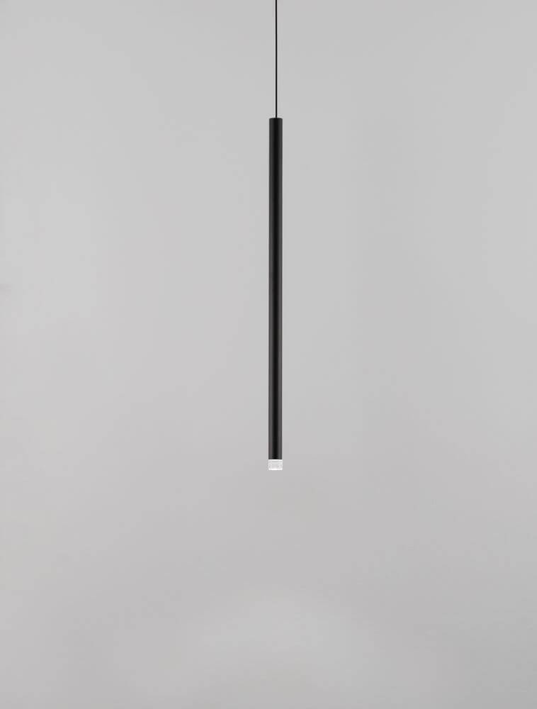 Dandia LED Pendelleuchte Ø 8cm 3000K Schwarz in schlichtem Design an einem Kabel aufgehängt
