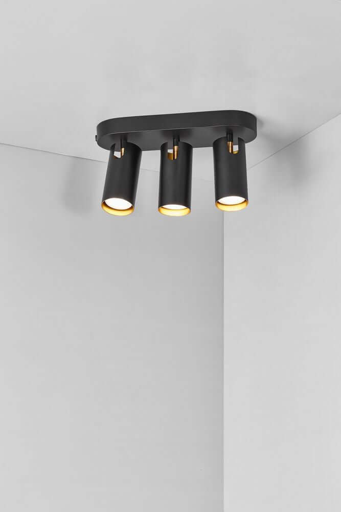 Deckenleuchte Mimi 3-Spot, moderne schwarze Deckenlampe mit drei spots und warmem Licht.