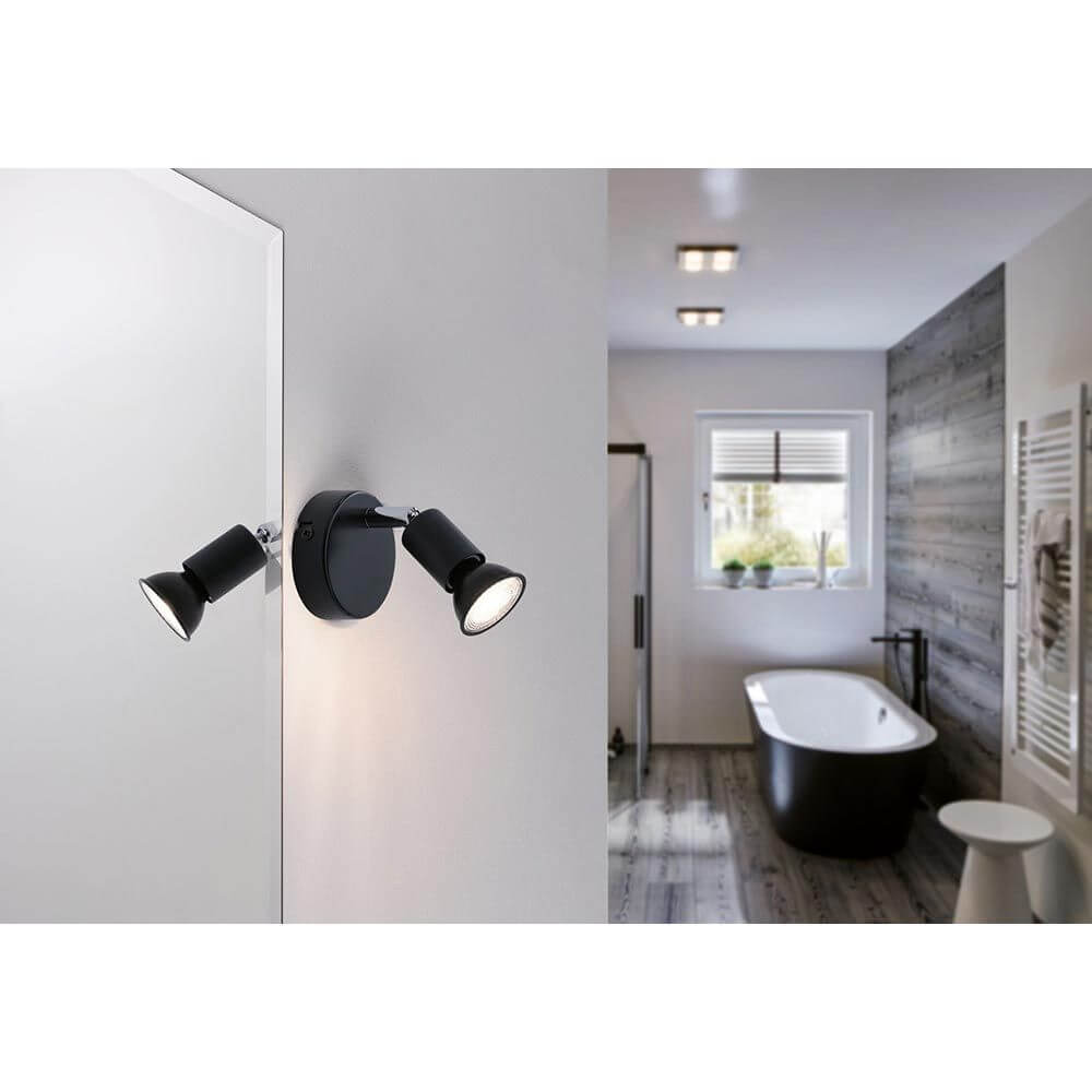 Wandstrahler Spot Carolina in Schwarz und Chrom, ideal für Badezimmer und moderne Wohnräume.