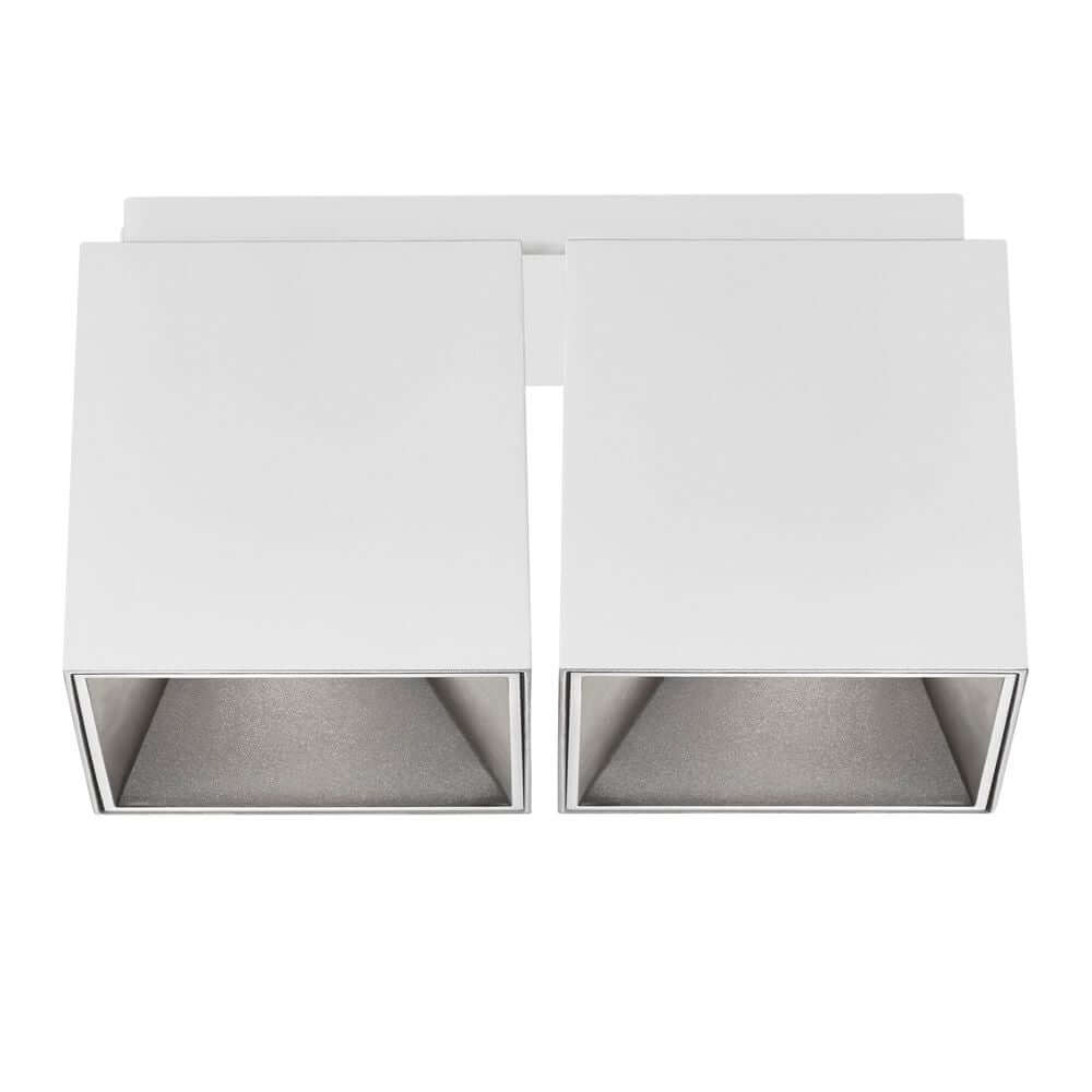 Deckenstrahler Ethan 2-Spot mit zwei quadratischen Lampenschirmen in modernem, minimalistischem Design.