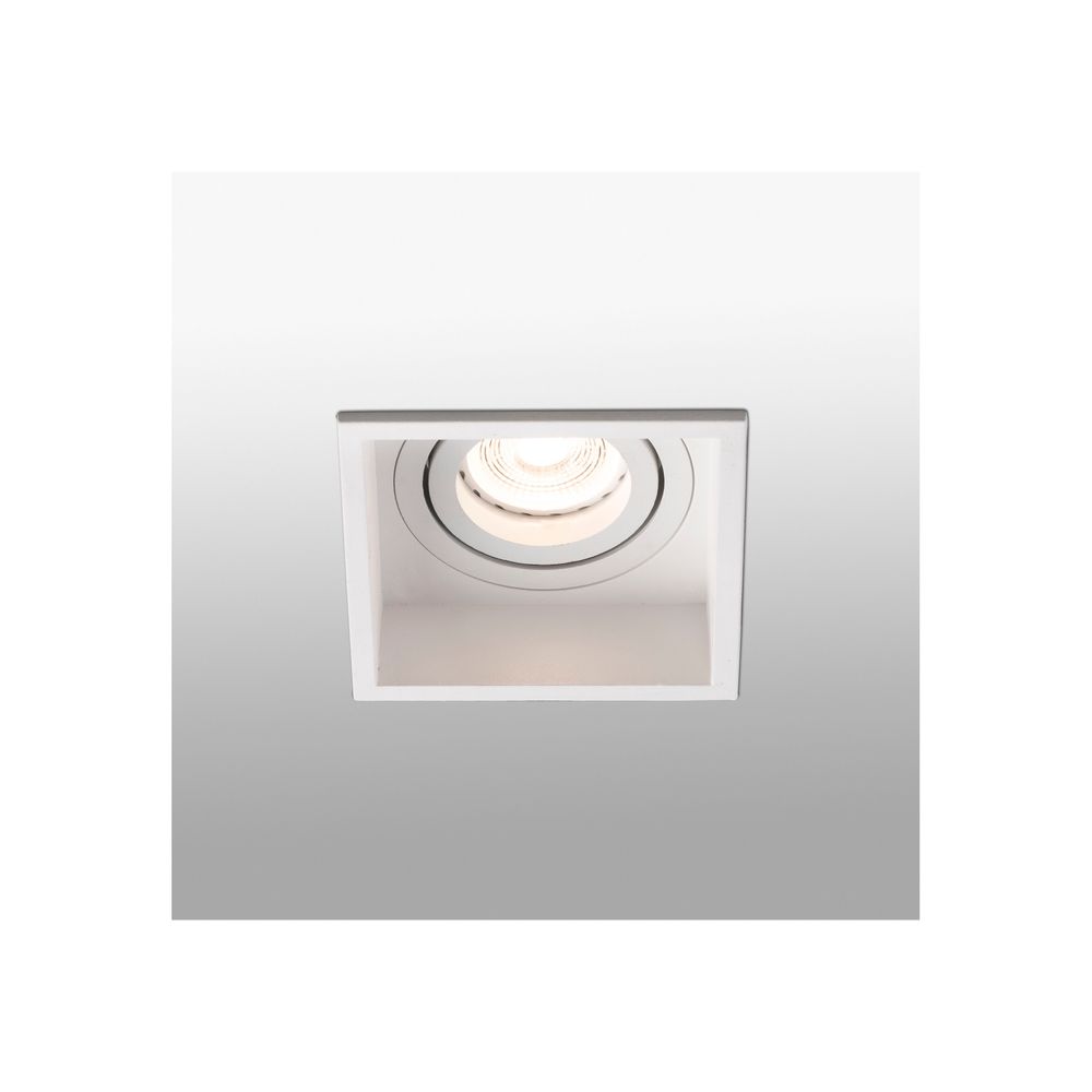 Downlight HYDE Quadratisch GU10 Weiß - modernes quadratisches Lichtdesign für optimale Raumbeleuchtung.