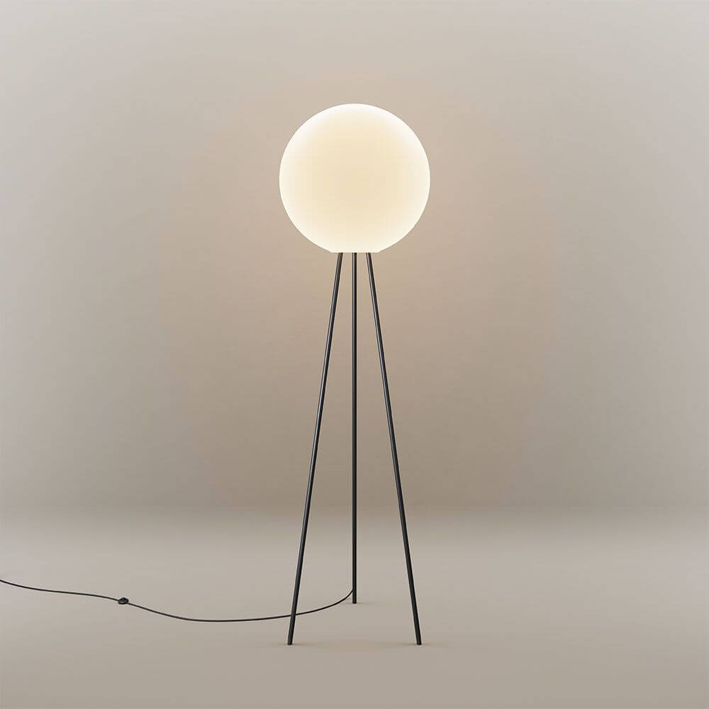 s.luce Tripod floor lamp Orb Tripod 160cm with glass globe