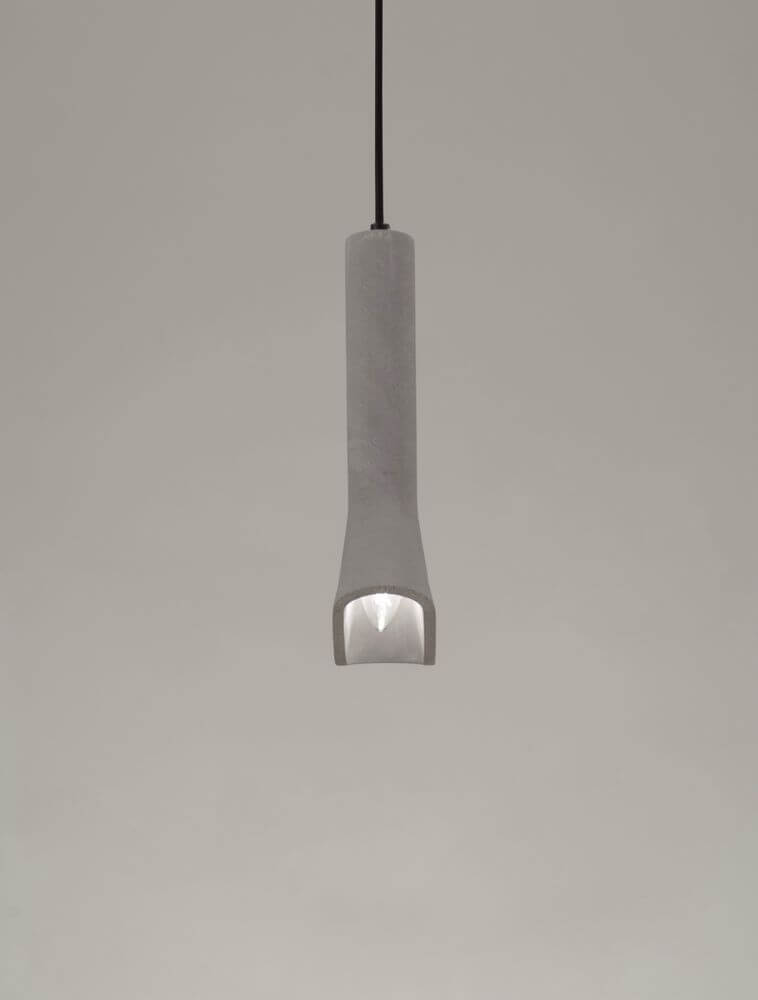 Dylan Pendelleuchte E14 Grau – elegante, konische Hängelampe im Nordic-Design mit grauem Metallschirm und schwarzer Abhängung.