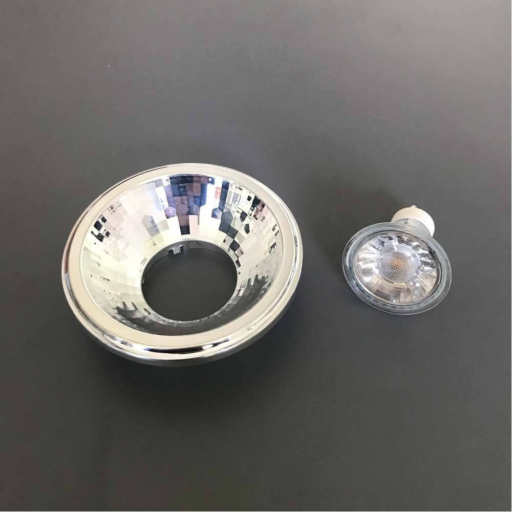 ES111 Reflektor und GU10 Leuchtmittel-Adapter für flexible Beleuchtungslösungen.