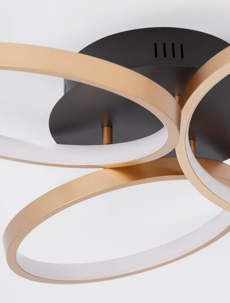 Elize LED Deckenleuchte 3-flammig Ø 55cm 3000K Schwarz, Gold - Detailansicht der Ringe in Schwarz und Gold.