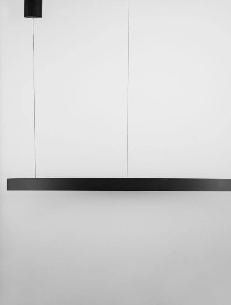 Elowen LED Pendelleuchte Ø 98cm 3000K Up & Down in modernem Design, klare Linien, elegante schwarze Ausführung.