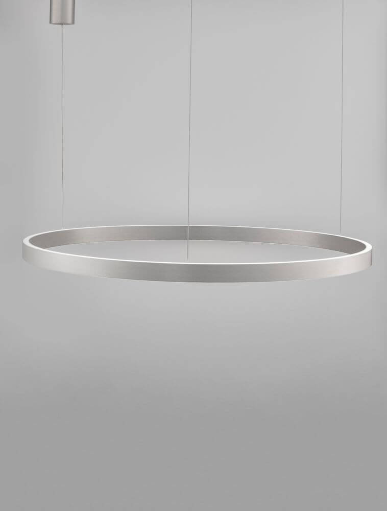 Elowen LED Pendelleuchte Ø 98cm 3000K Up & Down in eleganter, gebürsteter Silber-Optik.