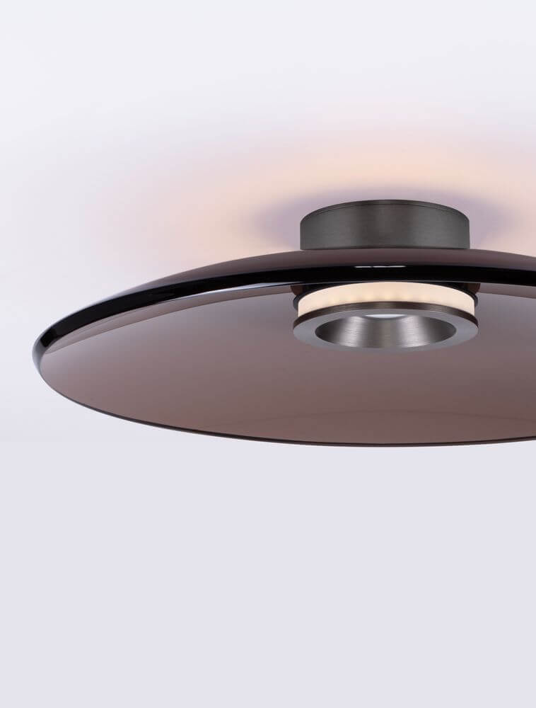 Esti LED Deckenleuchte Ø 50cm 3000K mit modernem Design und sanfter Beleuchtung.
