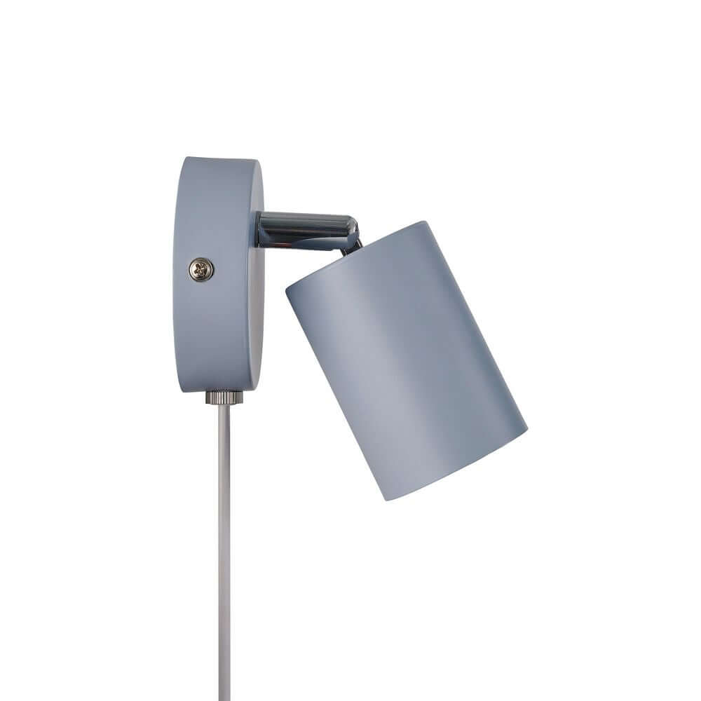 Explore Wandleuchte von Nordlux in elegantem Design, ideal als Nachttischleuchte.