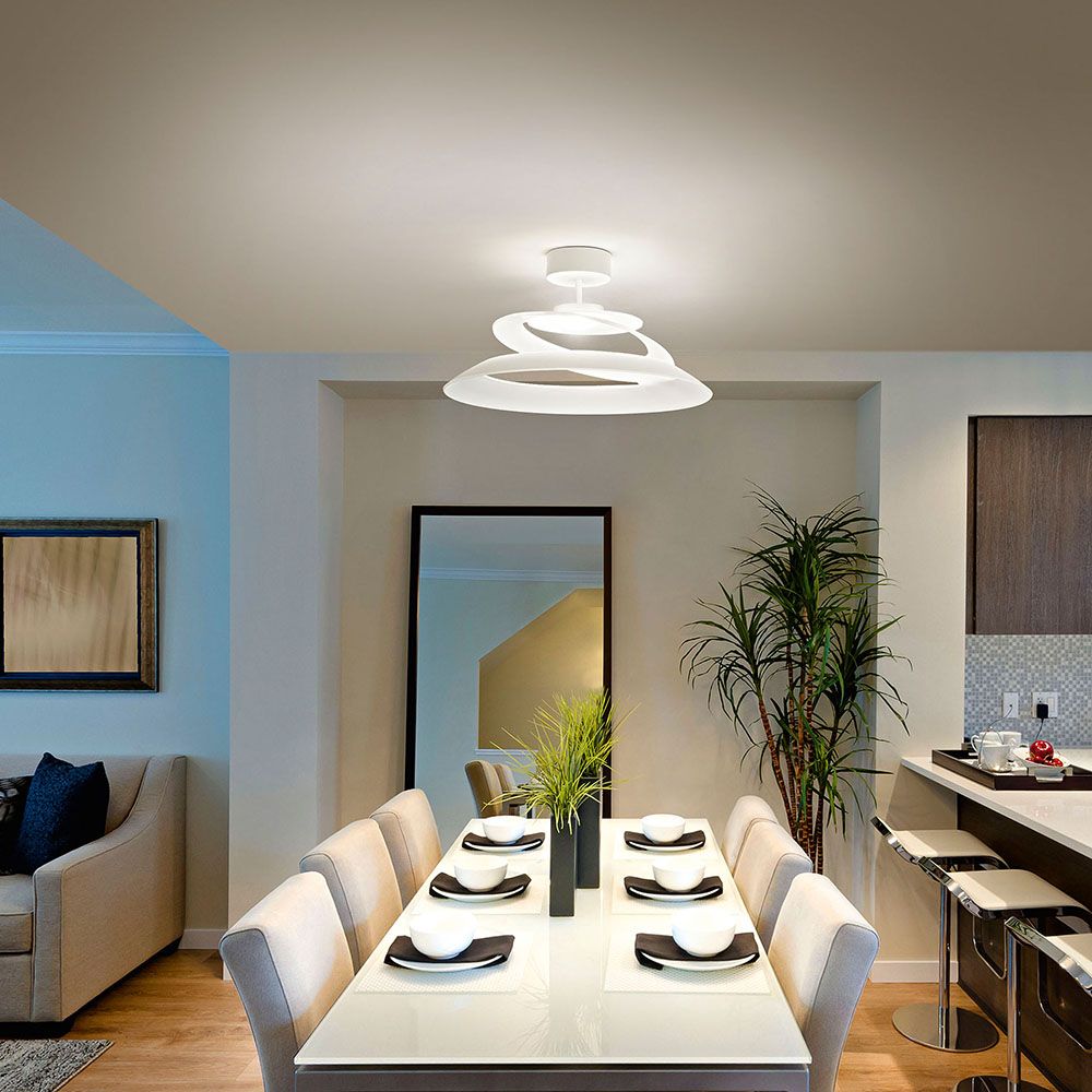 Aragon LED Deckenleuchte Glas Weiß über einem modernen Esszimmer-Tisch mit eleganter Einrichtung.
