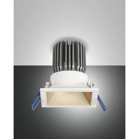Crio Square LED recessed spotlight in aluminium with dimmable LED element and passive cooling system.