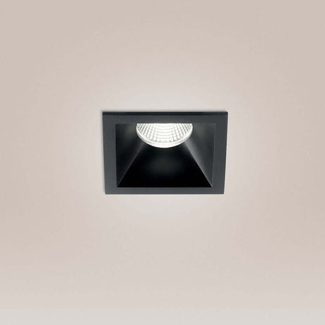 Crio Square LED recessed spotlight in a modern design, aluminium-coloured, dimmable, with 45° lens.