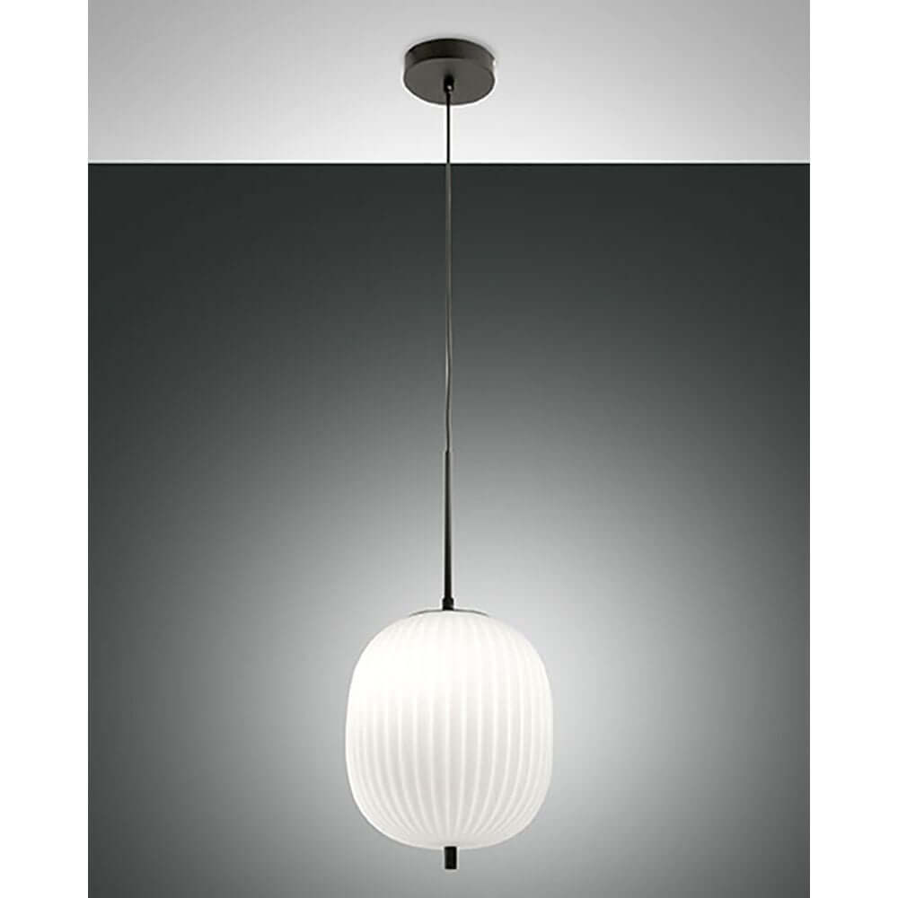 Domizia Pendelleuchte Geblasenes Glas - stilvolle Opalglas-Pendelleuchte im Schwarz/Weiß Look.