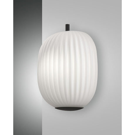 Domizia Wandleuchte Geblasenes Glas - stylische Opalglas-Wandleuchte im Schwarz/Weiß-Look.