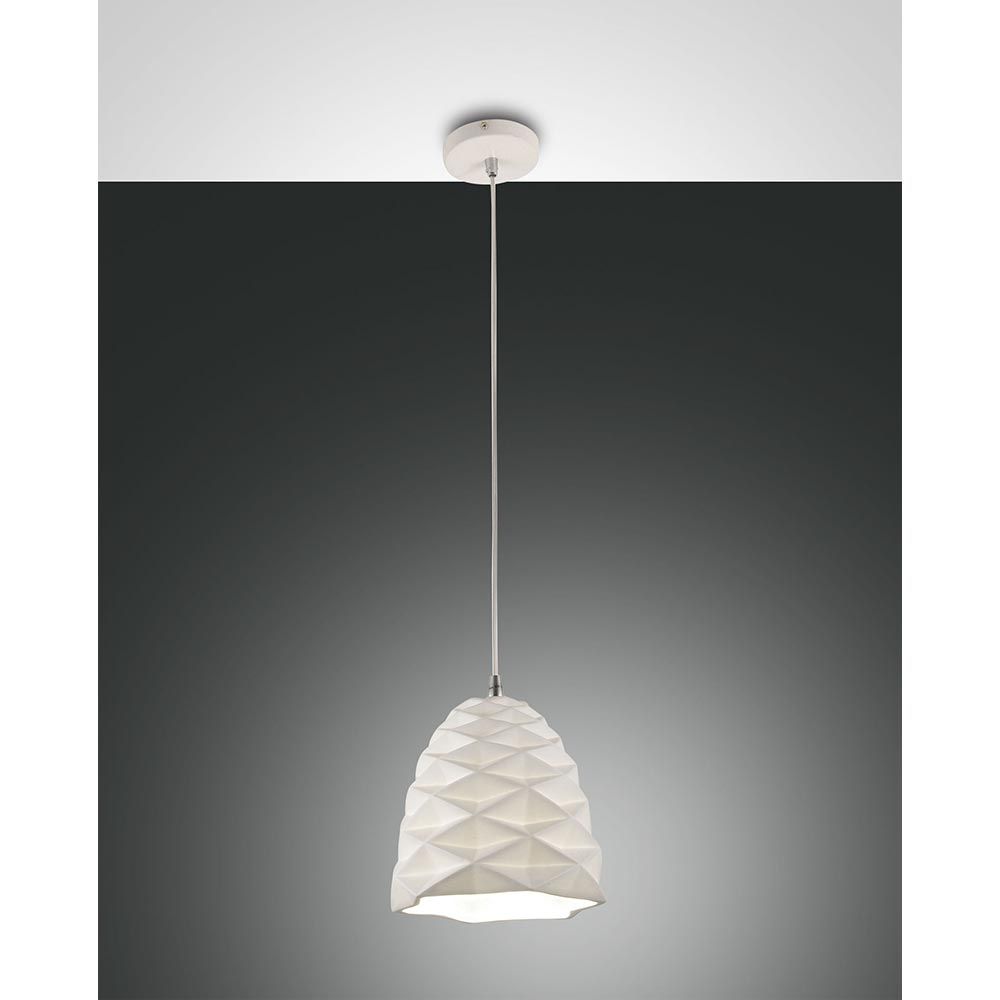 Duchessa Keramik-Pendelleuchte mit eleganter Licht-/Schattenwirkung in modernem Design.