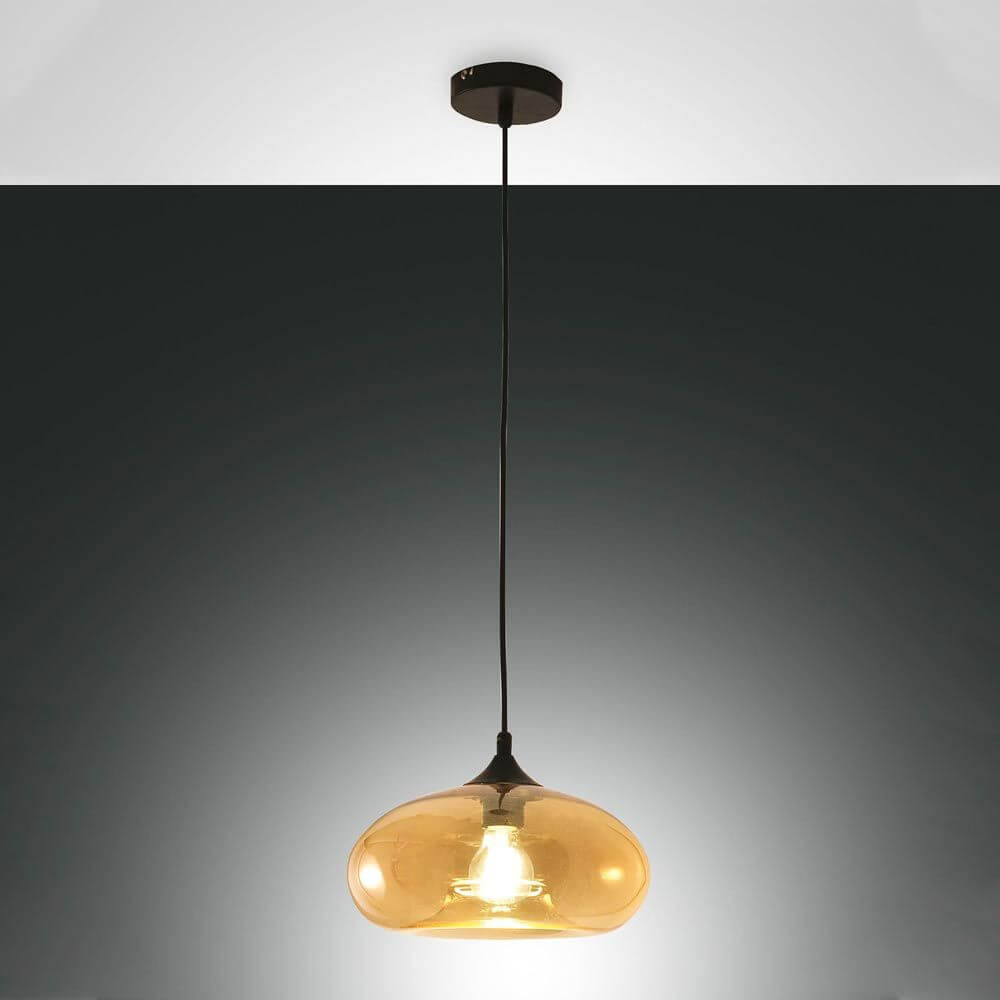 Ela Glas-Hängeleuchte in Amber mit mundgeblasenem Glas, ideal für Wohn- und Esszimmer.