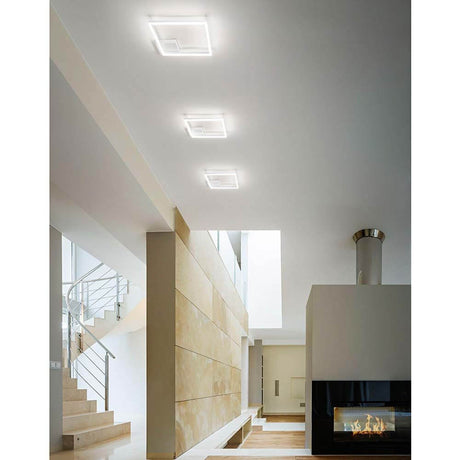 LED Deckenleuchte Bard 1980lm Weiß über stilvollem Wohnzimmer mit Kamin und moderner Treppe