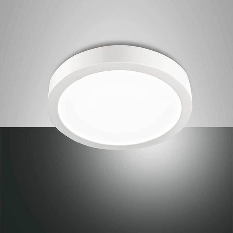 LED Deckenleuchte Mirka Weiß in modernem Design mit sanfter Beleuchtung an einer Decke