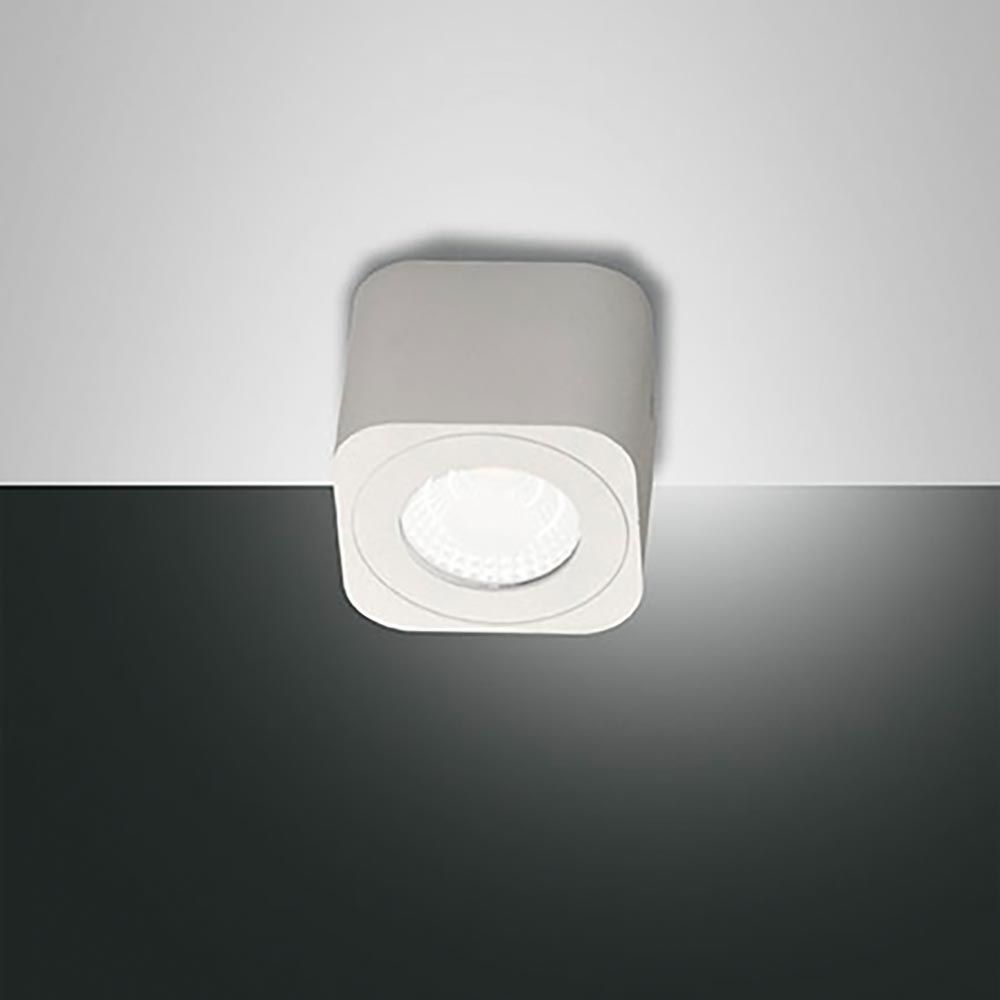 LED Deckenspot Palmi Weiß - eleganter Aufbau-Spot mit quadratischer und runder Form sowie 540 Lumen Lichtstrom.