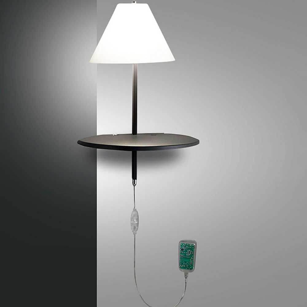 LED Wandlampe Goodnight Metall mit Schirm und Fernbedienung für modernen Wohnstil.